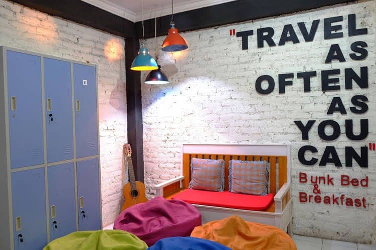 Bunk Bed and Breakfast Bunk Bed and Breakfast
