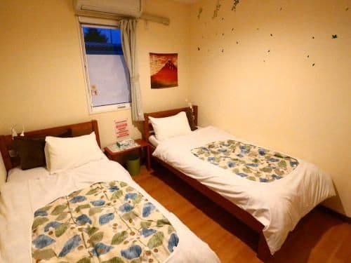 Standard Twin Room