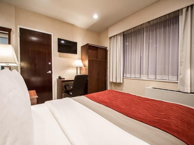 DOUBLE QUEEN SIZE BED