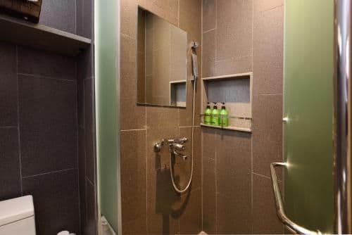 Staycation Offer - Queen Room - No Parking Allowed