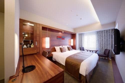 Double Room - Smoking - Premium Floor