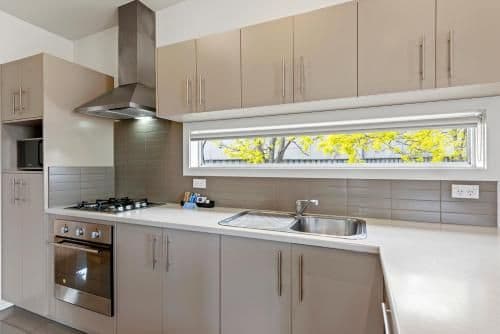 Deluxe 2 Bedroom Cabin - Sleeps 5