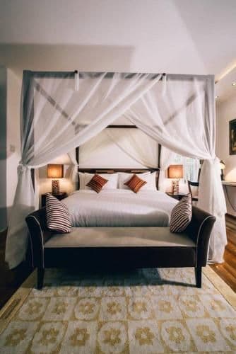 Queen Room with Pool View