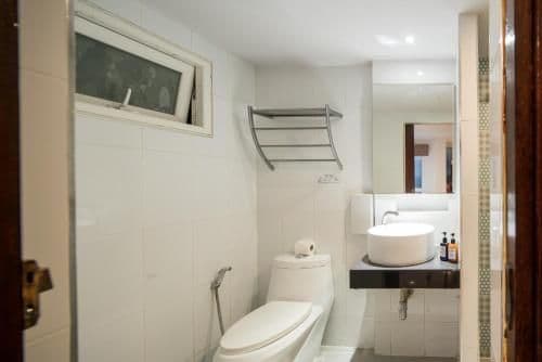 3 Connecting Room for 8 Adults