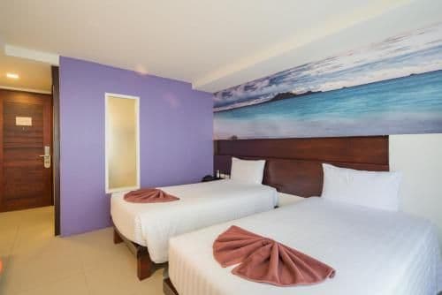 3 Connecting Room for 8 Adults