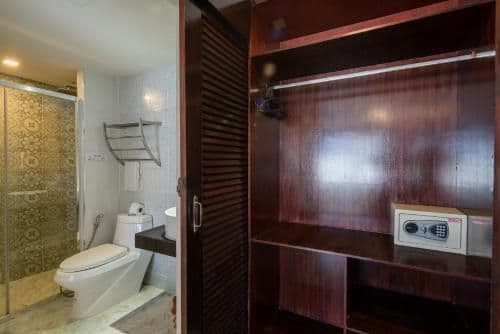 2 connecting double room