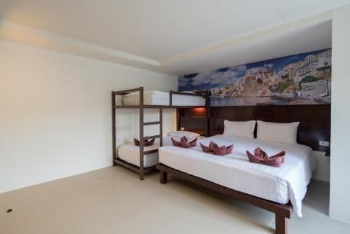 3 Connecting Room for 8 Adults
