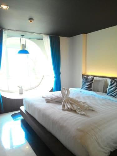 Deluxe King Room