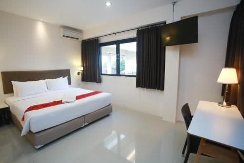 Deluxe Suite
