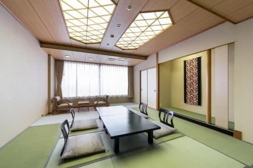 Japanese-Style Room