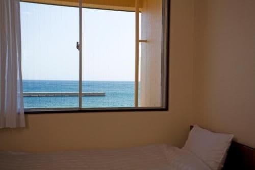 Single Room - Non-Smoking