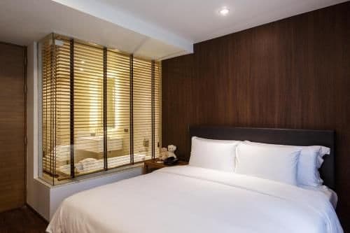 One Bedroom Deluxe Suite