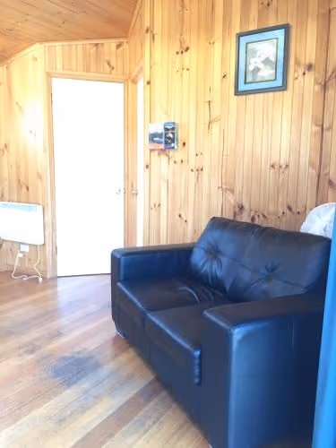 Standard Queen Cabin