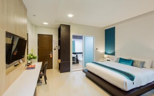 Deluxe King Room