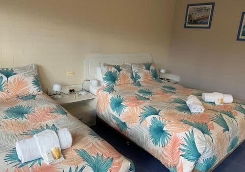 Twin Room - downstairs