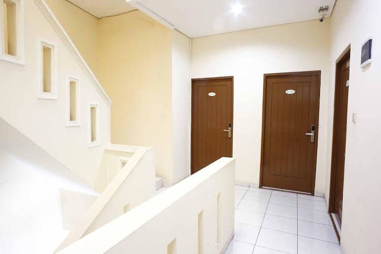 RedDoorz near Pasar Tanah Abang RedDoorz near Pasar Tanah Abang
