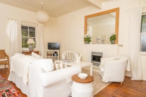 Two-Bedroom Cottage - Settlers