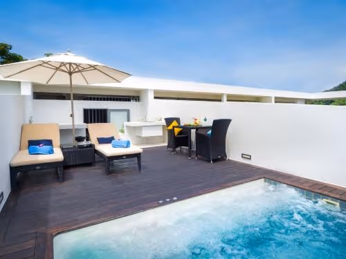 Studio with Sea View and Private Pool