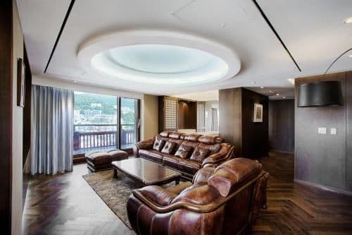 King Suite with Spa Bath