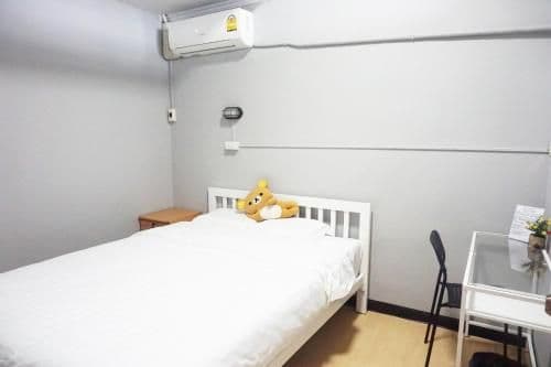 Double Room with Shared Toilet