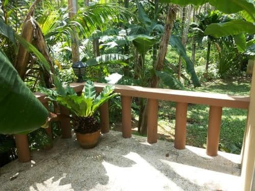 Villa with Garden View