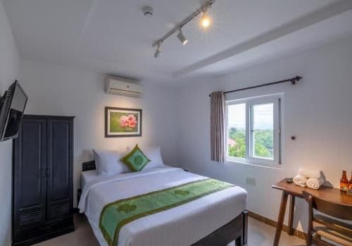 Romantic Double Room