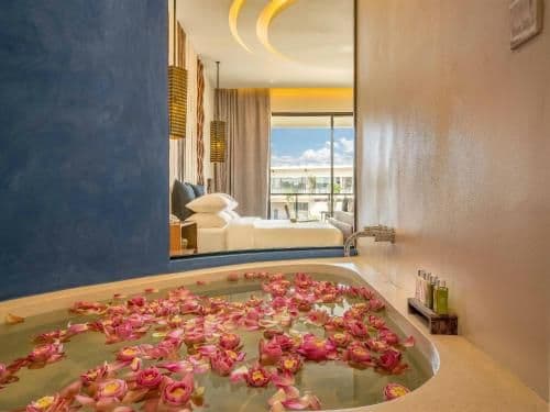 Junior Suite Double Pool View