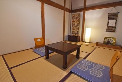 Deluxe Japanese-Style Room