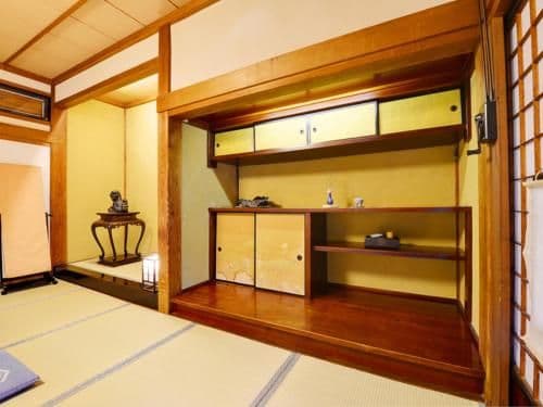 Japanese-Style Twin Room
