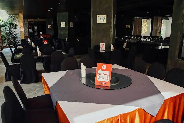 NIDA Rooms Crystal Conch City Center
