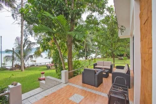 Villa - Beach Front