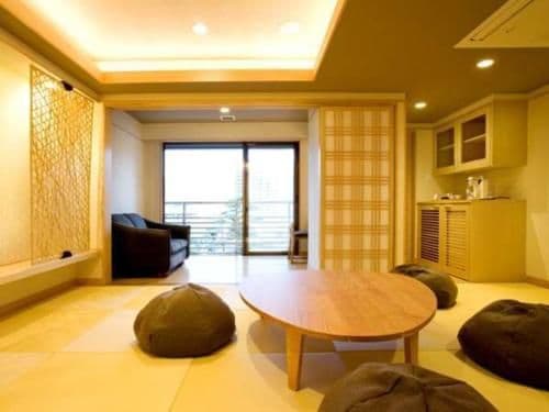 Japanese-Style Quadruple Room