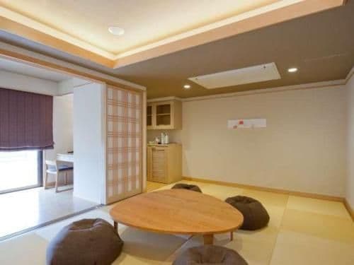Japanese-Style Quadruple Room