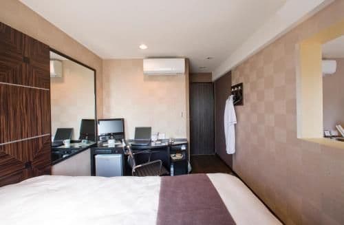 Single Room - Non-Smoking
