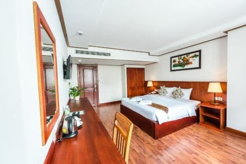 Deluxe Double or Twin Room