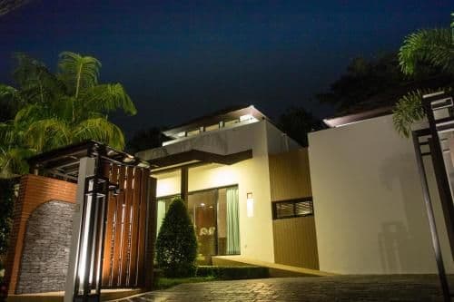 Deluxe Pool Villa