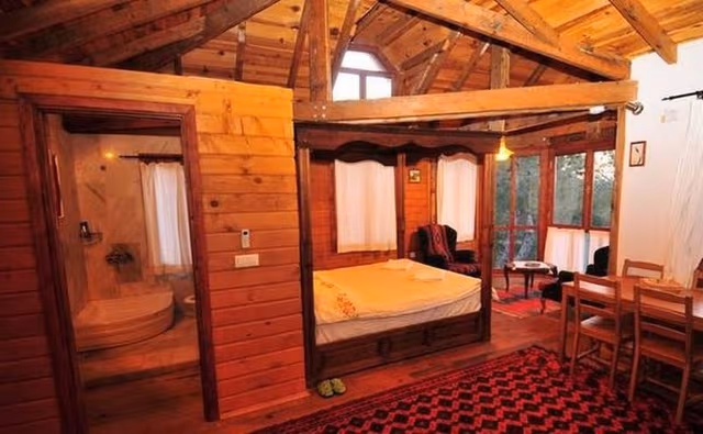 BUNGALOW DELUXE