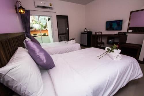 Family Room with Balcony for 3 People (Free Round Trip Airport Transfer)