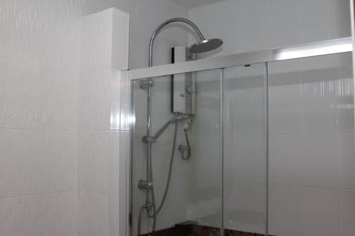 Family Room with Balcony for 3 People (Free Round Trip Airport Transfer)