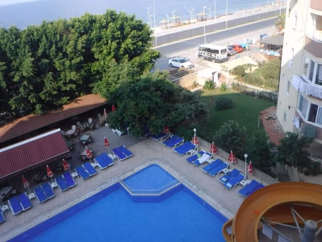DOUBLE SIDE SEA VIEW