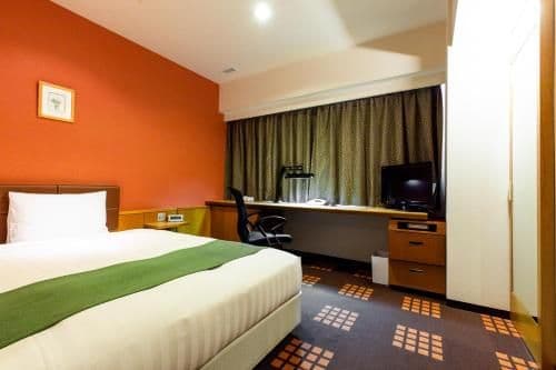 Single Room - Non-Smoking