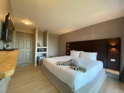 Standard King Room