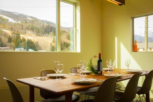 Three-Bedroom Chalet (Hillside Apartments)