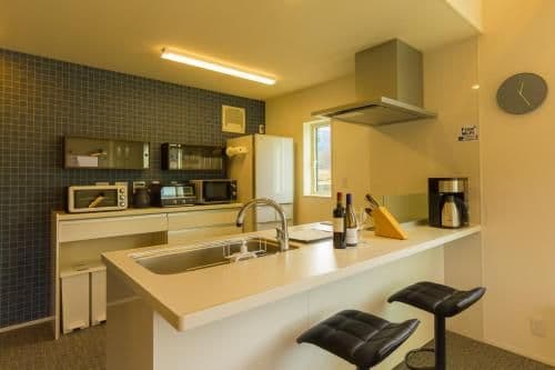 Three-Bedroom Chalet (Hillside Apartments)