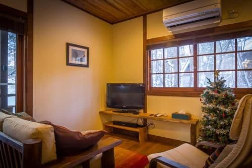 Two-Bedroom Chalet (Larch Peak Chalet) 828-192 Hokujō