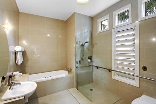 Deluxe King Suite with Terrace