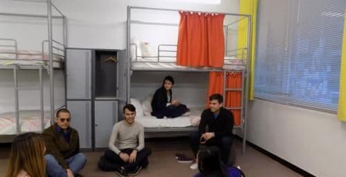 Bed in 6-Bed Mixed Dormitory Room with Shared Bathroom