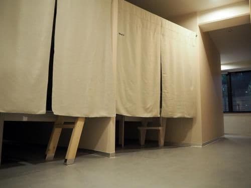 2 Bunk Beds in Mixed Dormitory Room - Window
