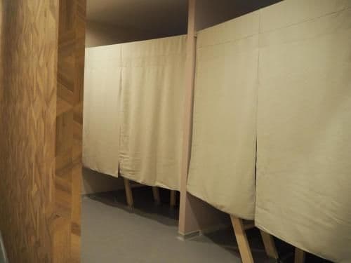 2 Bunk Beds in Mixed Dormitory Room - Aisle