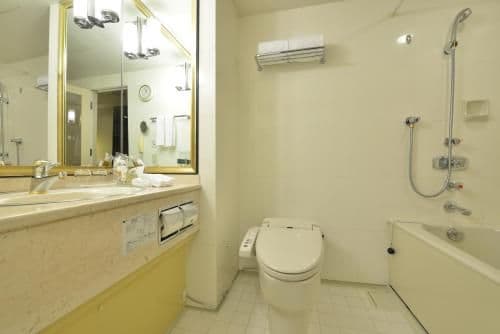 Deluxe Twin Room with Complimentary Breakfast - Executive Floor - Non-Smoking